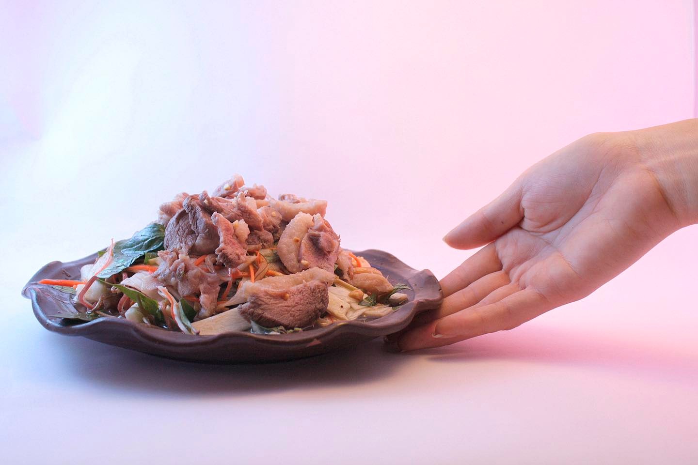 1946 Restaurant - A place that preserves traditional Hanoi cuisine throughout the modern years 8