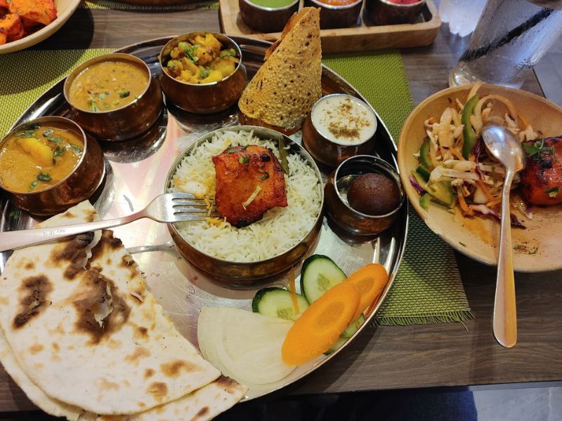 Top 10 famous Indian restaurants with authentic food in Saigon 4