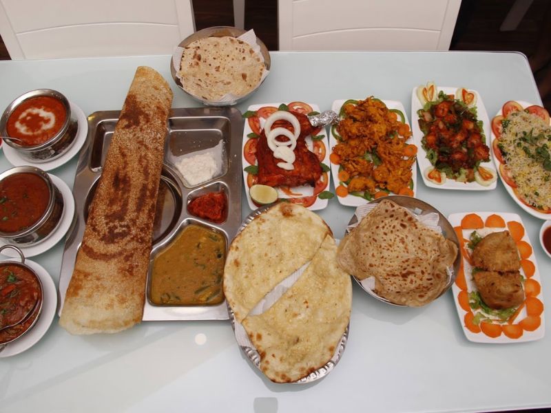 Top 10 famous Indian restaurants with authentic food in Saigon 8