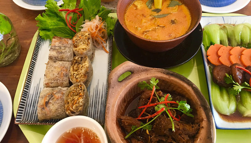 Top 7 vegetarian restaurants in District 7 that bring the ultimate culinary experience 8