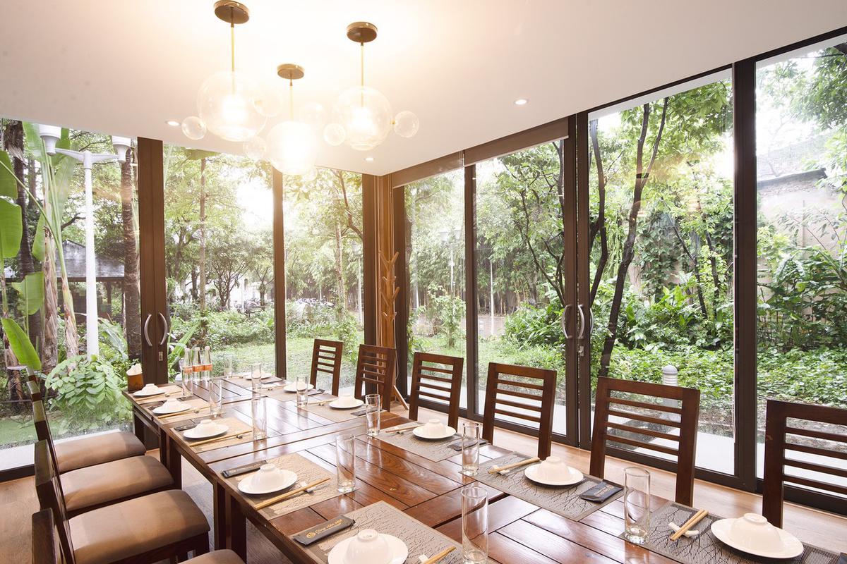Small Park Restaurant - Small forest in the heart of the Capital 2