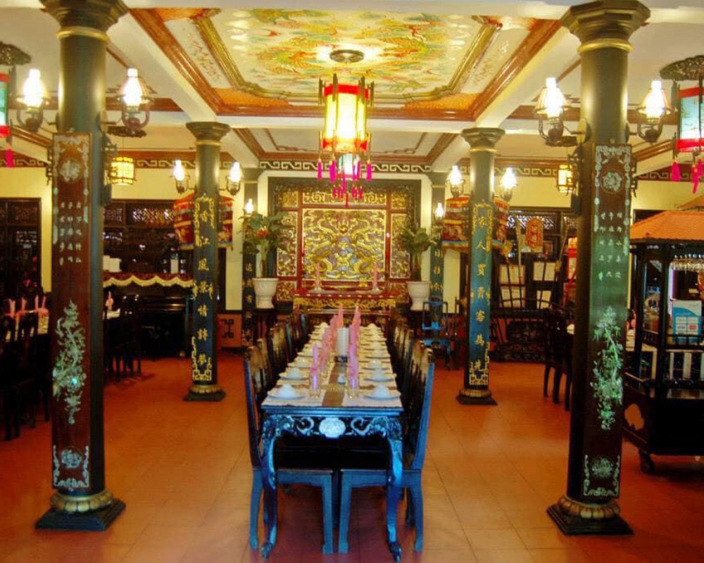 Palace Restaurant - Return to ancient Hue at Hue restaurant with unique royal style 2