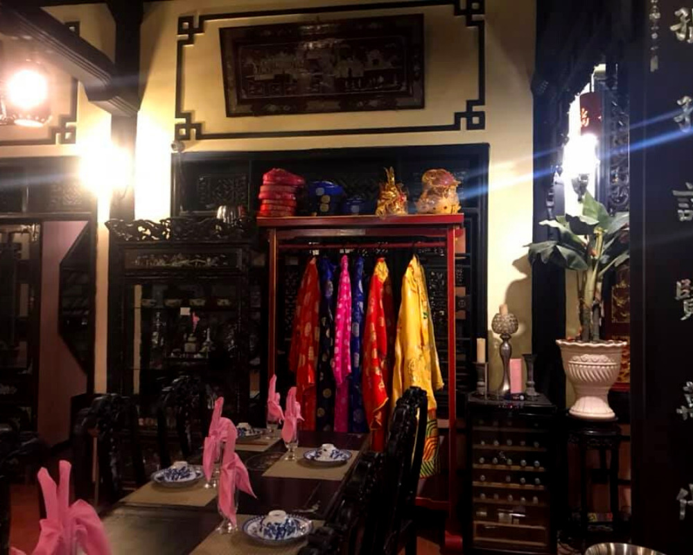 Palace Restaurant - Return to ancient Hue at Hue restaurant with unique royal style 8