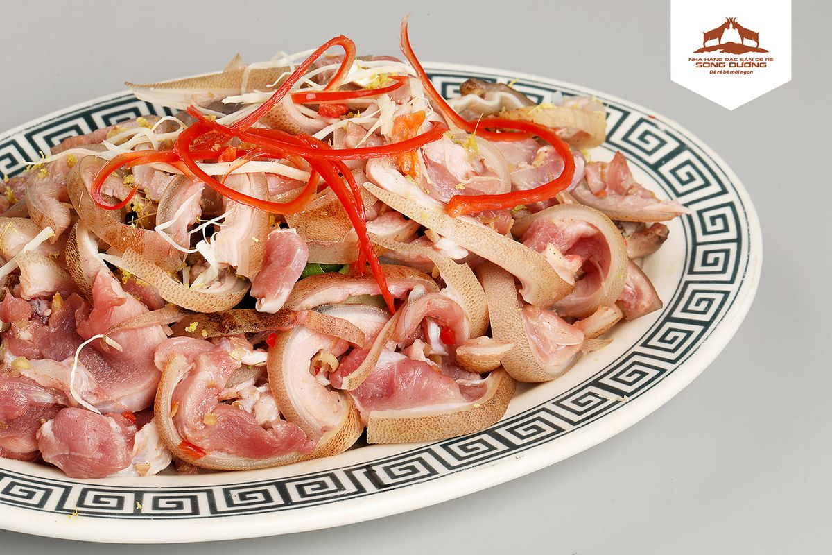 De Re Song Duong Restaurant - Delicious mountain and forest dishes 5