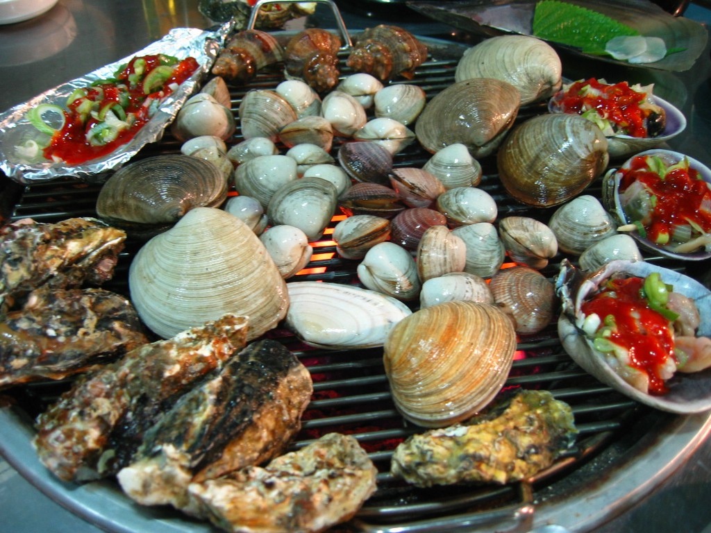 Duyen Anh Restaurant - Paradise for seafood lovers 6