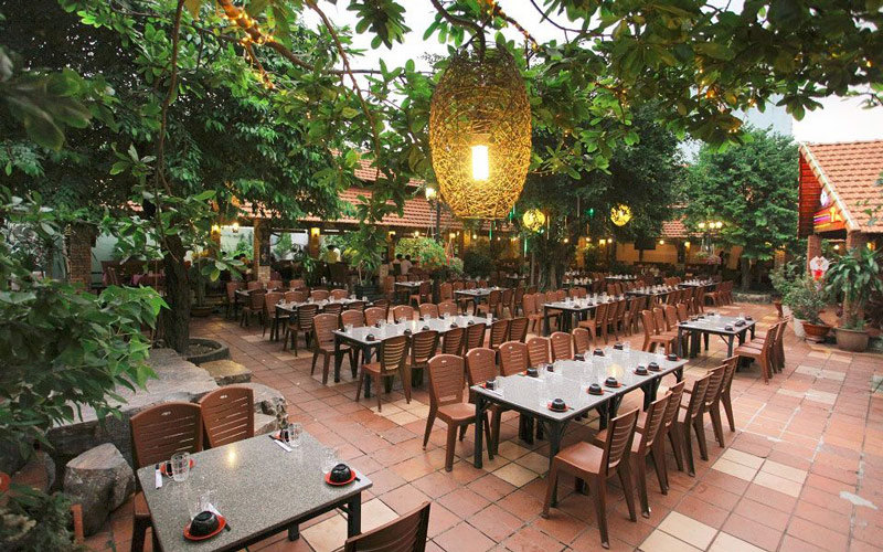 Top 10 Go Vap restaurants, quality menu, cozy space 7