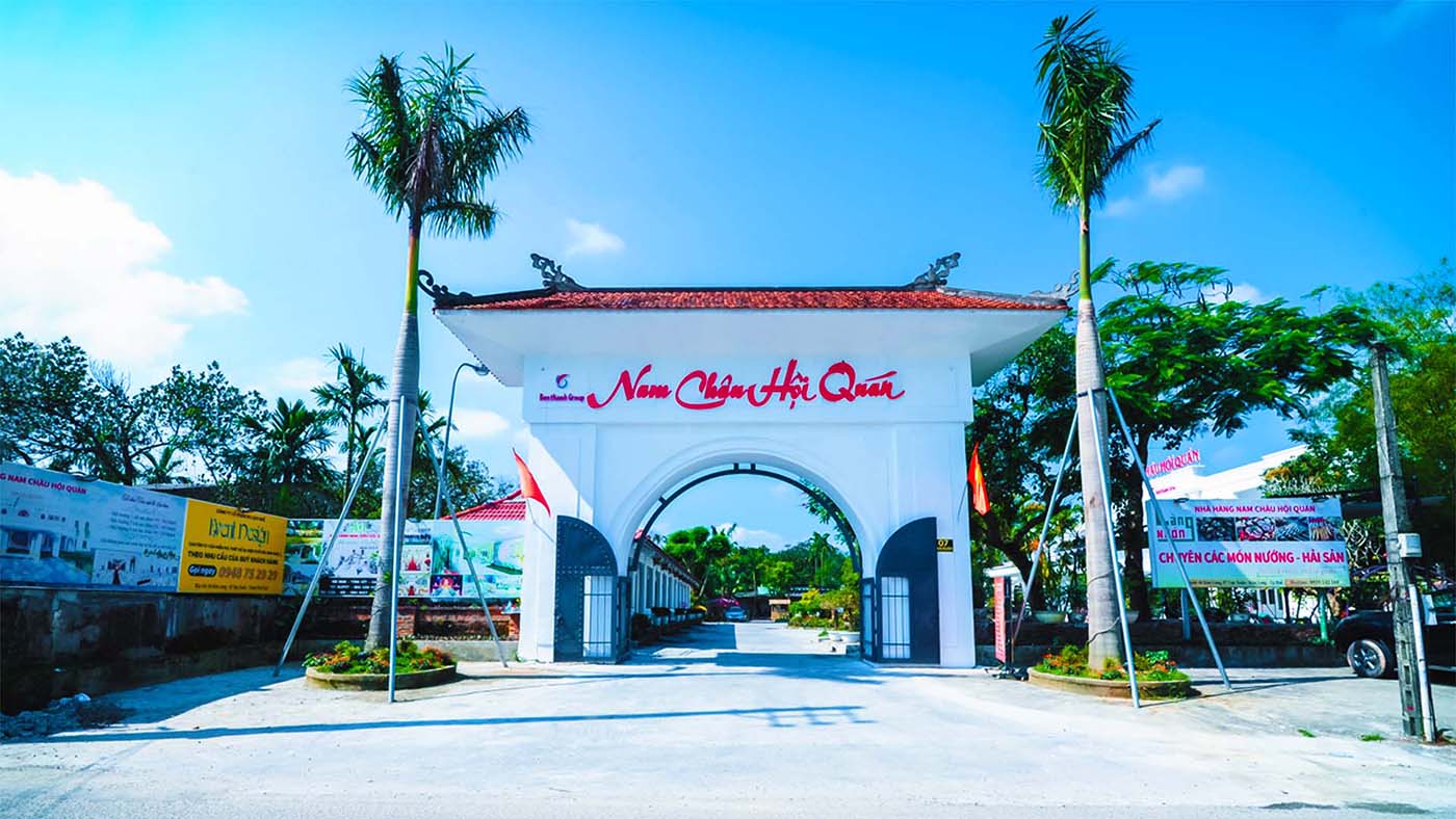 Nam Chau Hoi Quan Restaurant - One of the earliest restaurants to appear in Hue 2