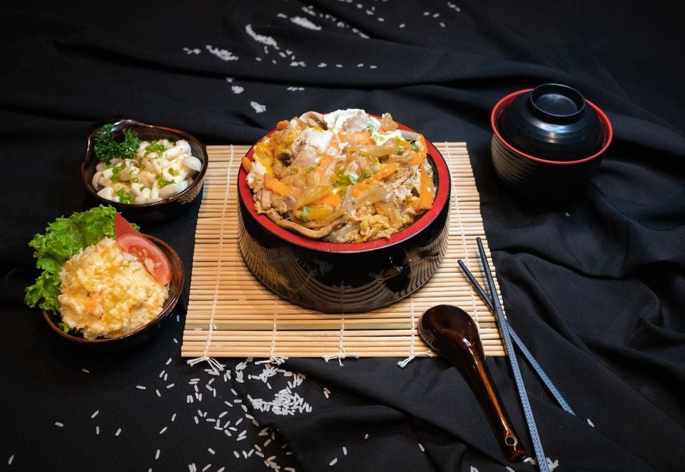New Sake Restaurant - Japanese cuisine that makes many people