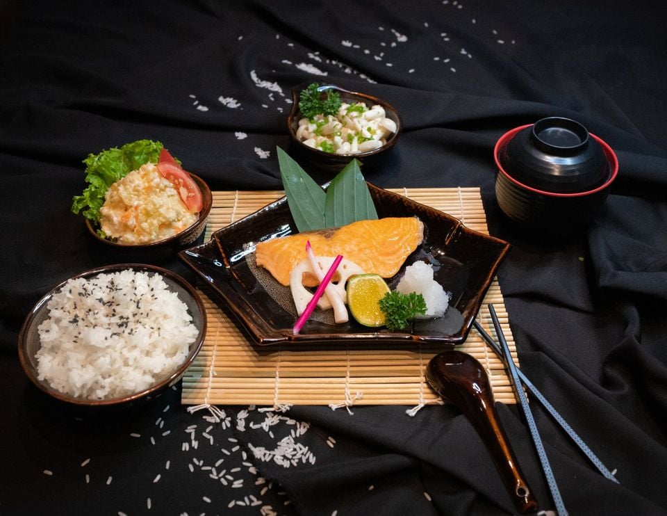 New Sake Restaurant - Japanese cuisine that makes many people 