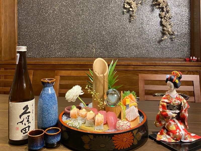 Get full at 8 most popular Japanese restaurants in Hanoi 3