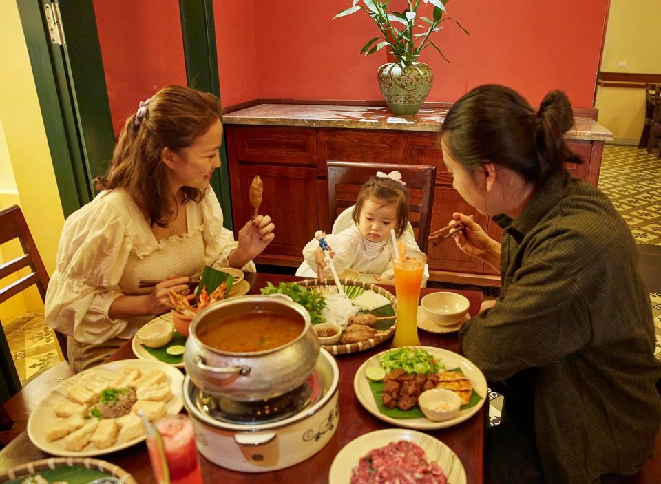 Quan An Ngon Restaurant in Hanoi, where Vietnamese culinary values are preserved 14