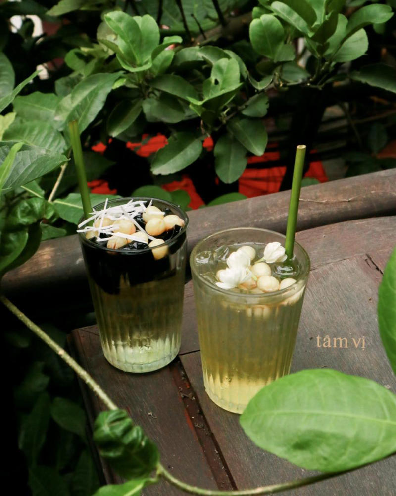 What's special about Tam Vi restaurant that just received 1 Michelin star? twelfth