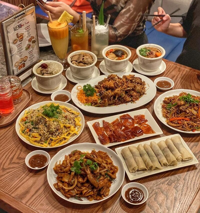 Top 10 authentic Chinese restaurants sought after by young people in Hanoi 2
