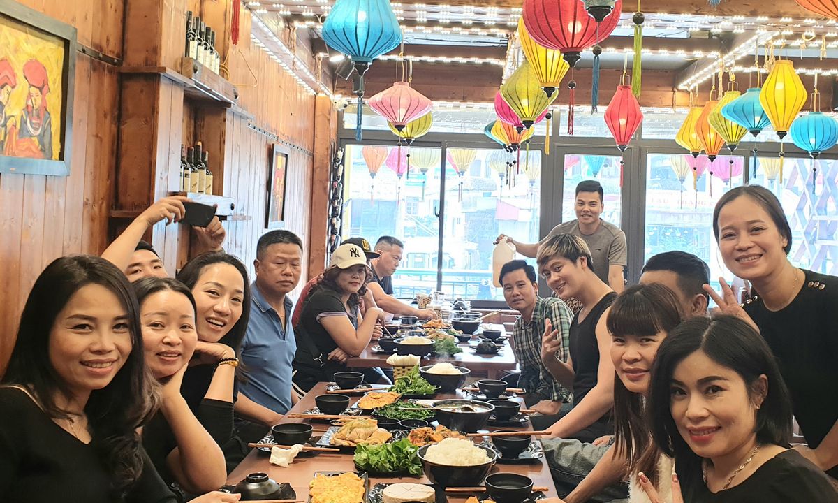 Sapa Hometown Market - Restaurant combining unique Asian and European cuisine 11