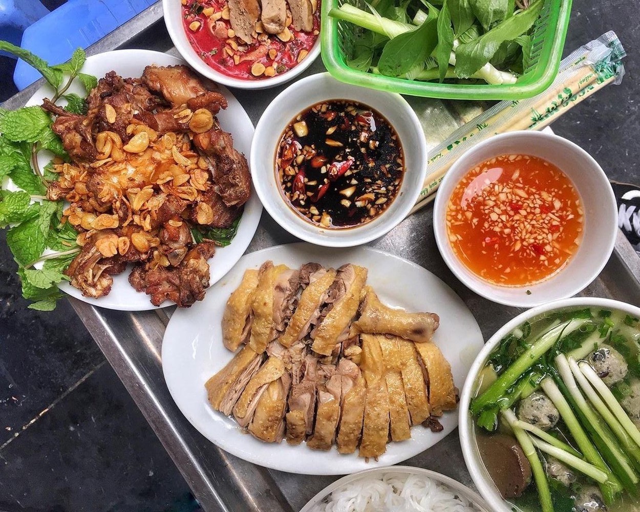 Quickly see the list of 7 famous and delicious Ngan noodle shops in Hanoi 6