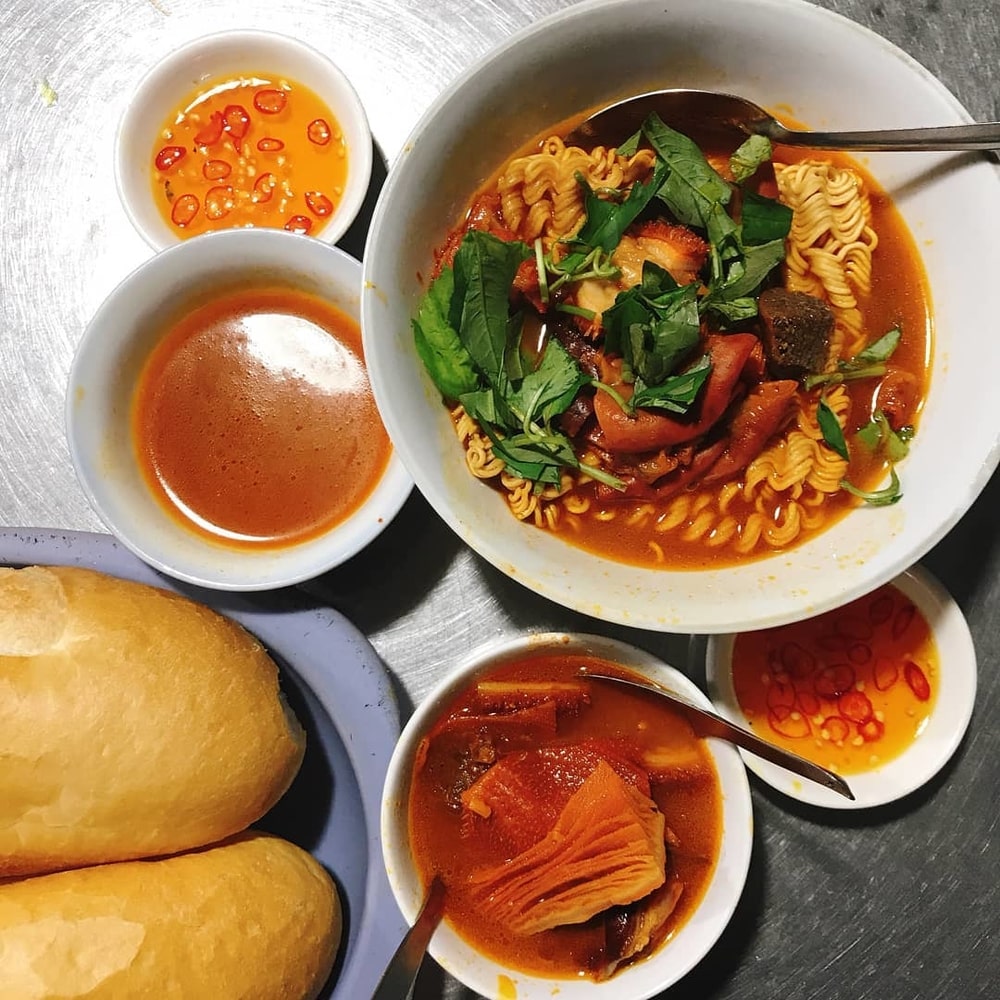 Desserts that are delicious and irresistible in Da Nang 8