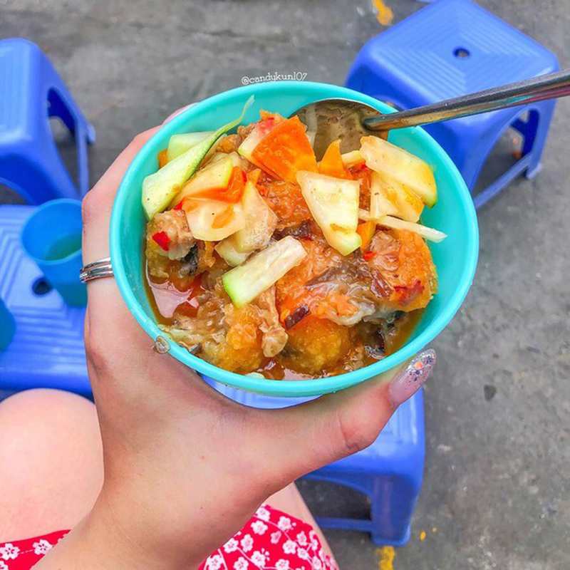 Delicious Hanoi donut shops you should visit at 11