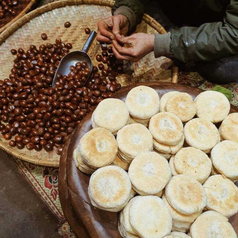 Coordinates for selling Sapa chestnut cakes you should not miss 4