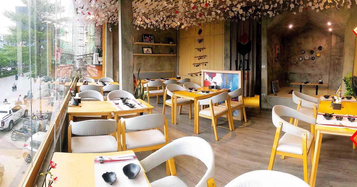 Get full immediately with the menu of +200 delicious and attractive dishes at Hadu Sushi 3