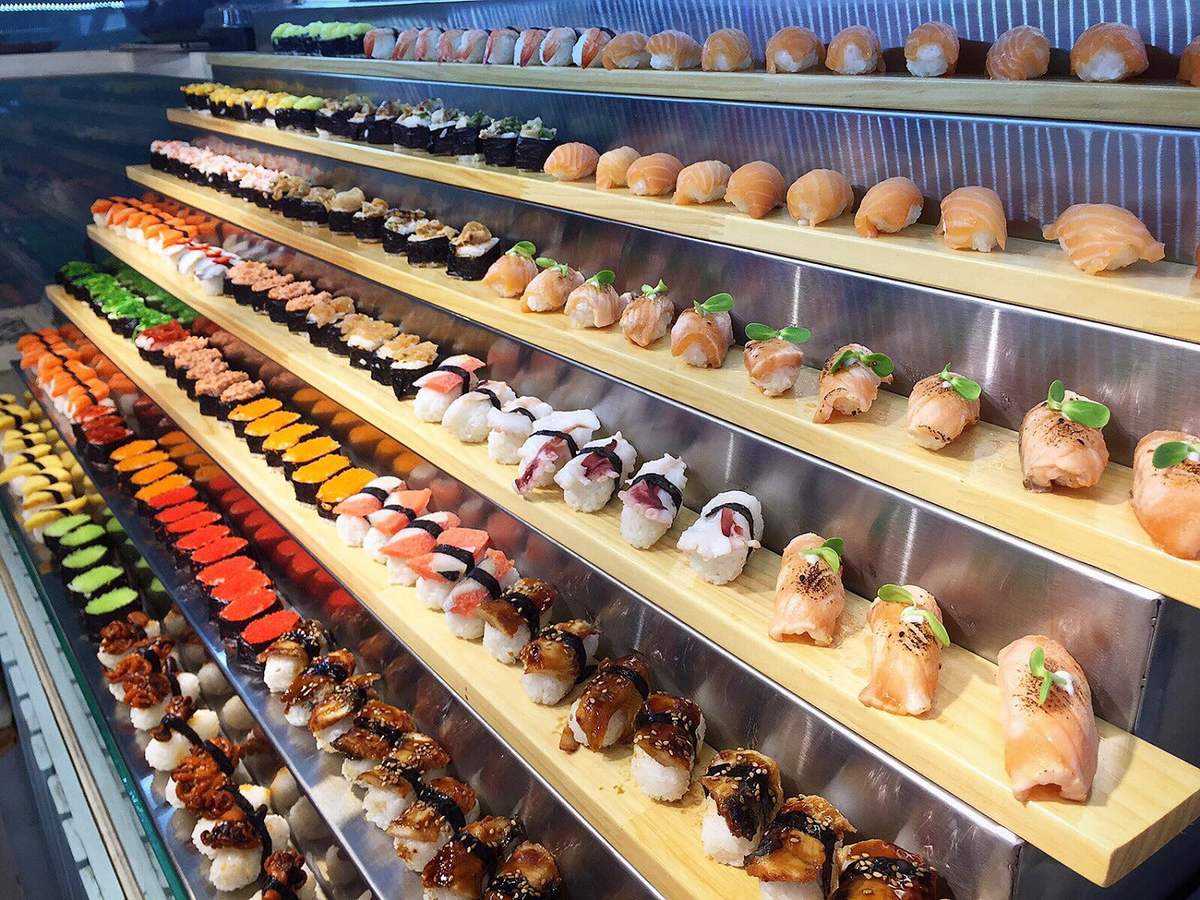 Get full immediately with the menu of +200 delicious and delicious dishes at Hadu Sushi 8