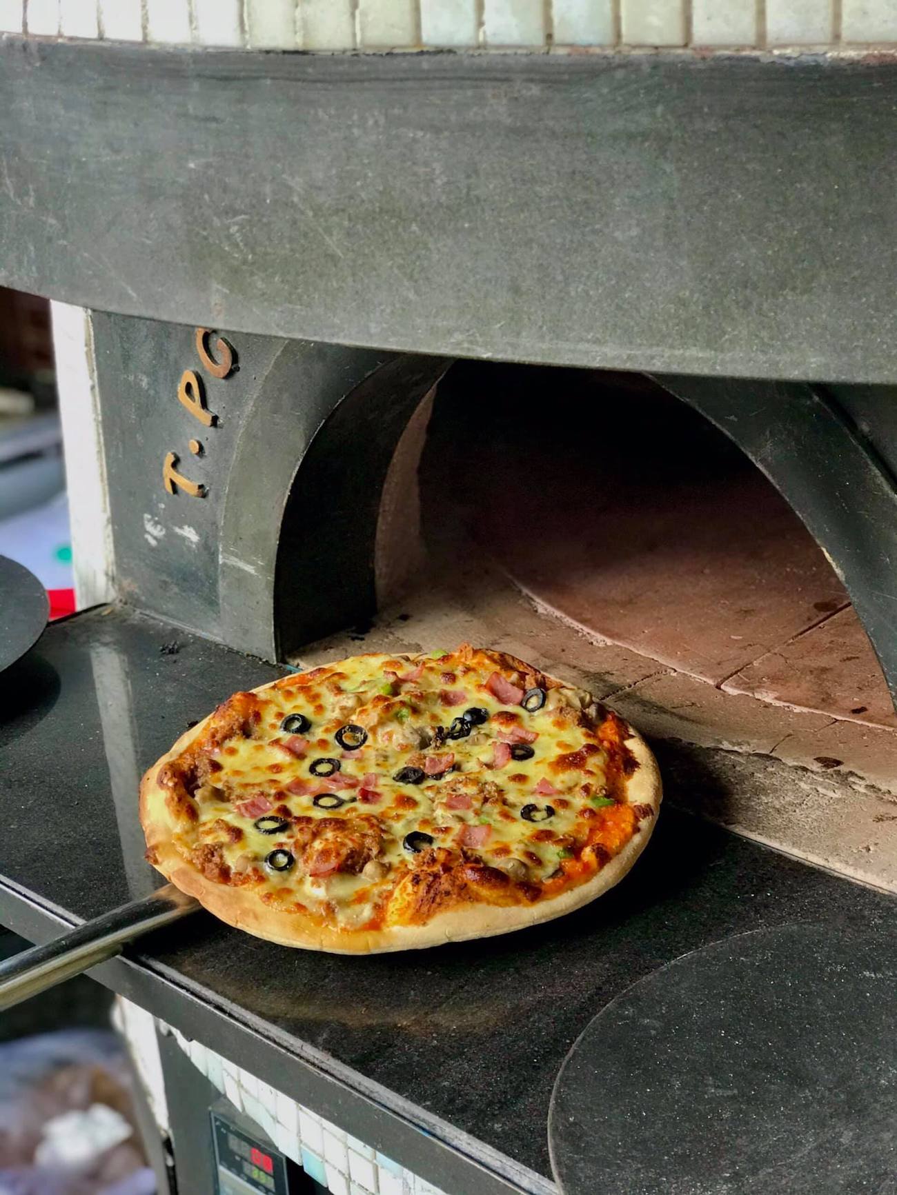 Oh, Little Italy Restaurant – The first Italian restaurant in Hue 6