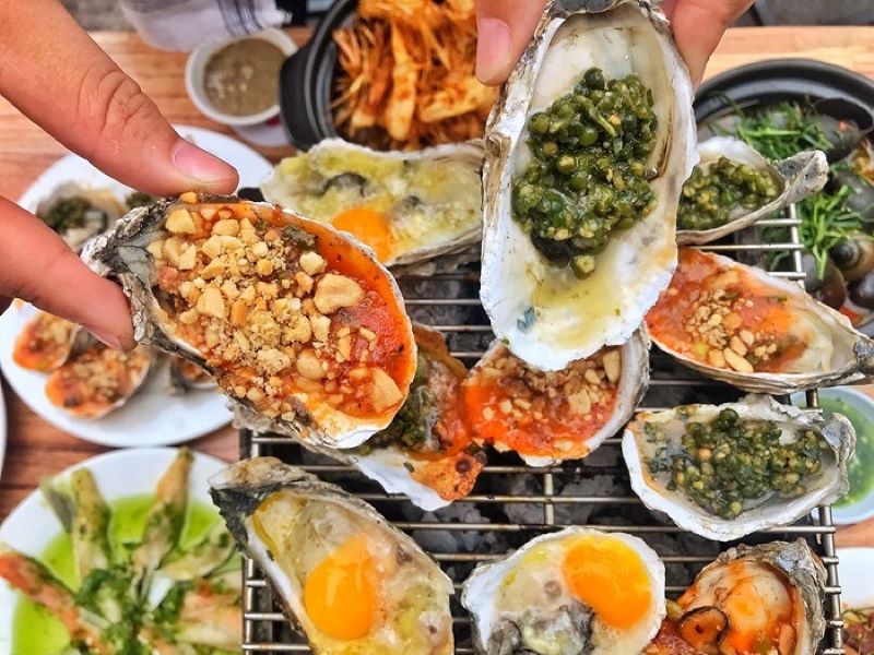 Bombing Ba Thoi Da Nang's famous and long-standing seafood 4