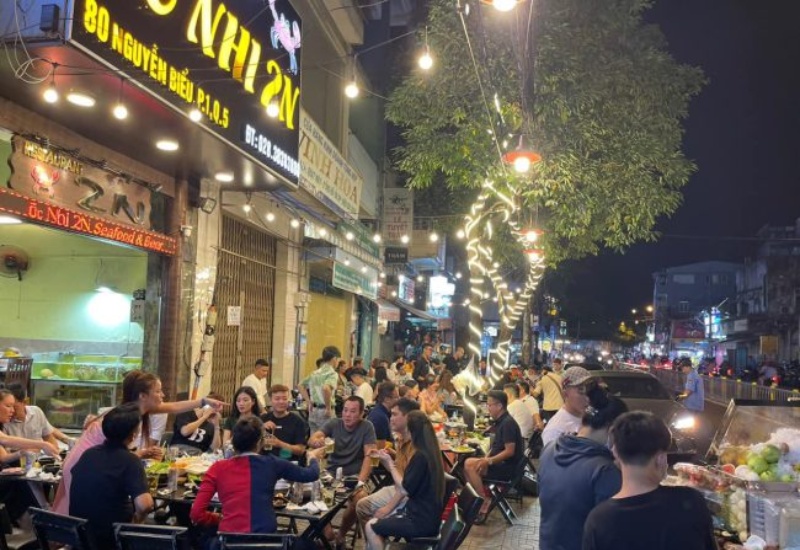 Pocket now the top 13 most famous delicious restaurants in District 5