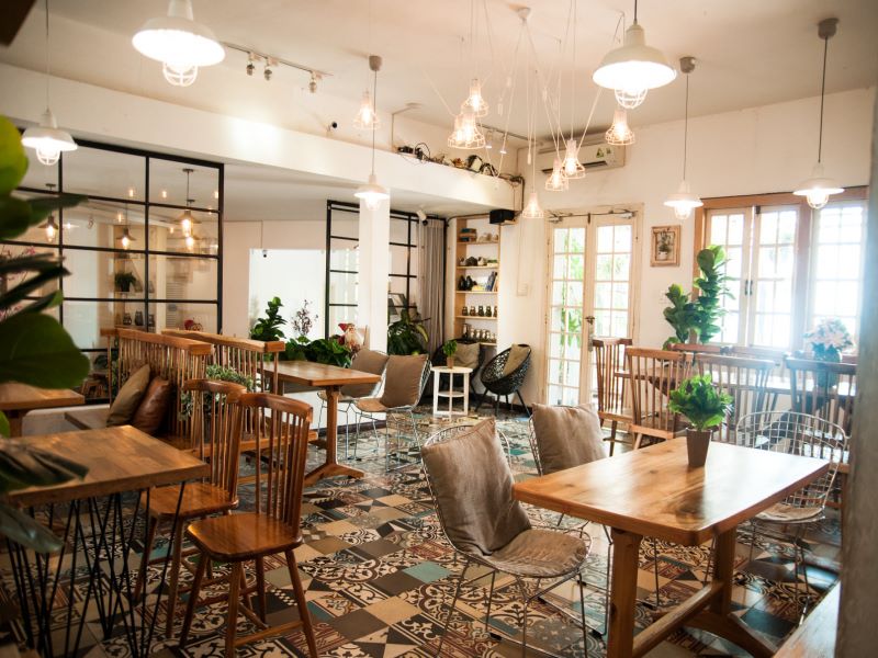 Oromia Coffee & Lounge with European design and diverse menu 2