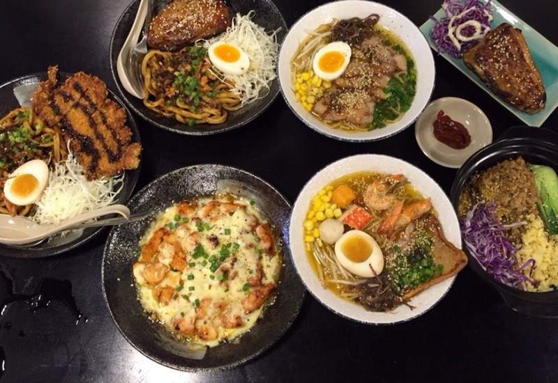 Pocket now the top 13 most famous delicious restaurants in District 5