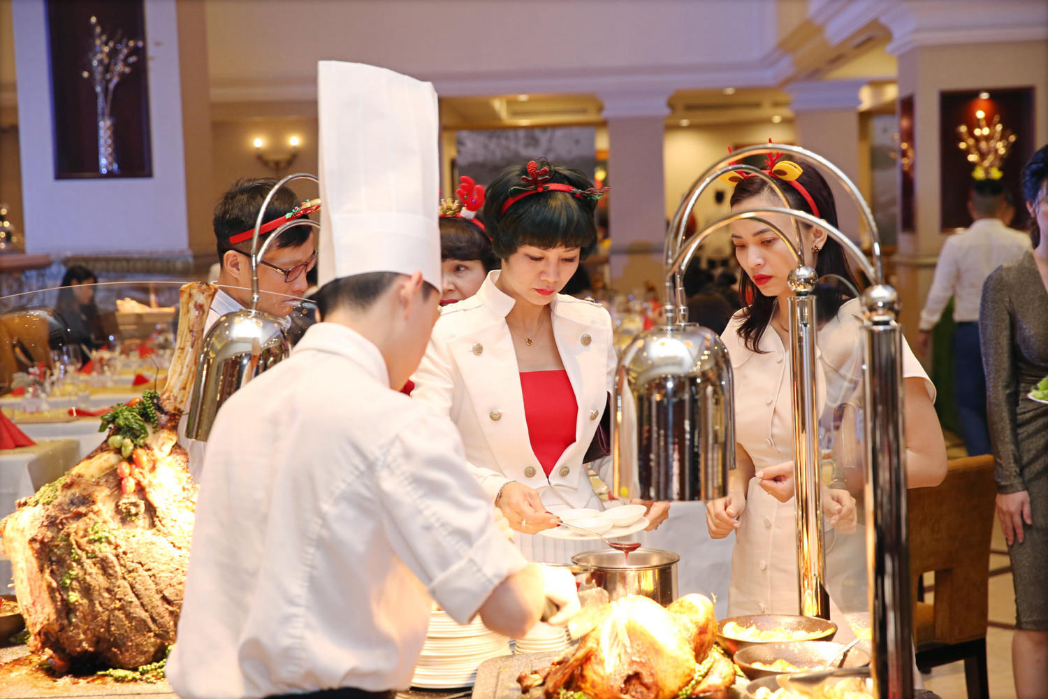 Oven D'or Restaurant - A 5-star 10-star buffet paradise