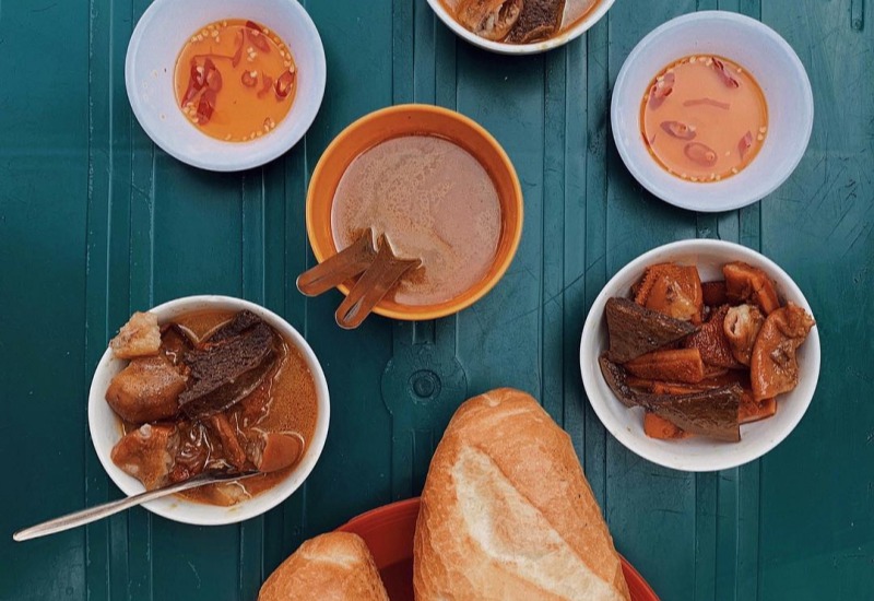 Save now the top 7 delicious pha lau restaurants in District 4 6
