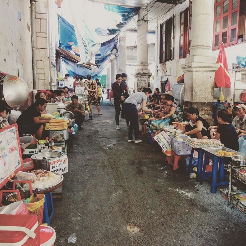 Famous Saigon culinary neighborhoods near and far 6