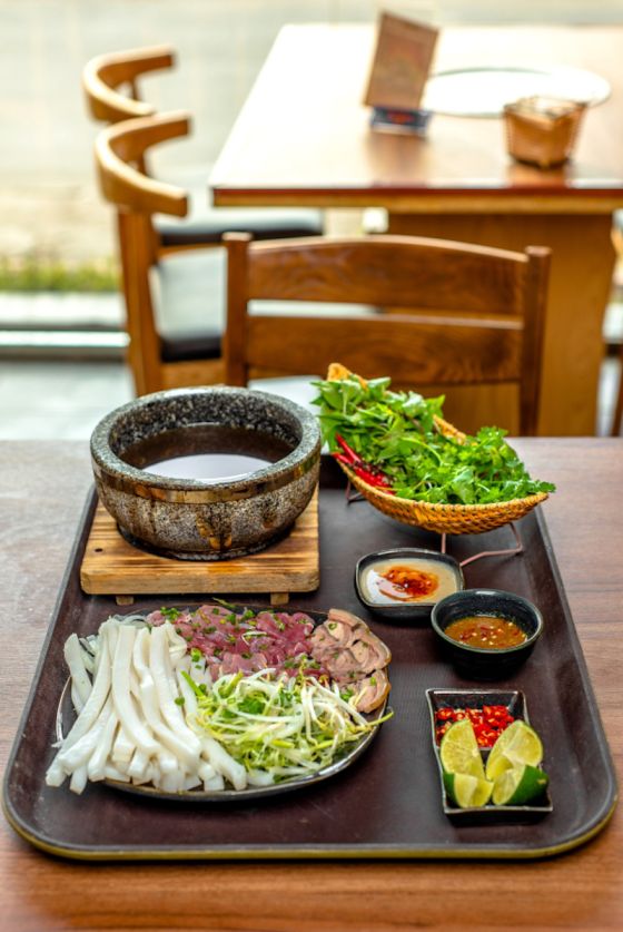 Top 10 stone bowl pho restaurants in Hanoi, eat once and remember forever 8