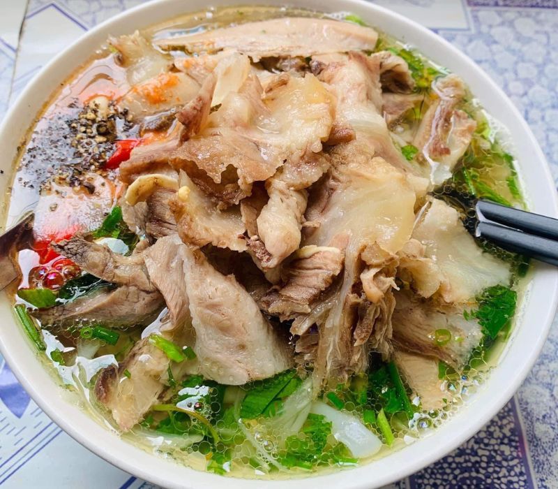 List of 10 unique beef pho restaurants with wine sauce in Hanoi 2