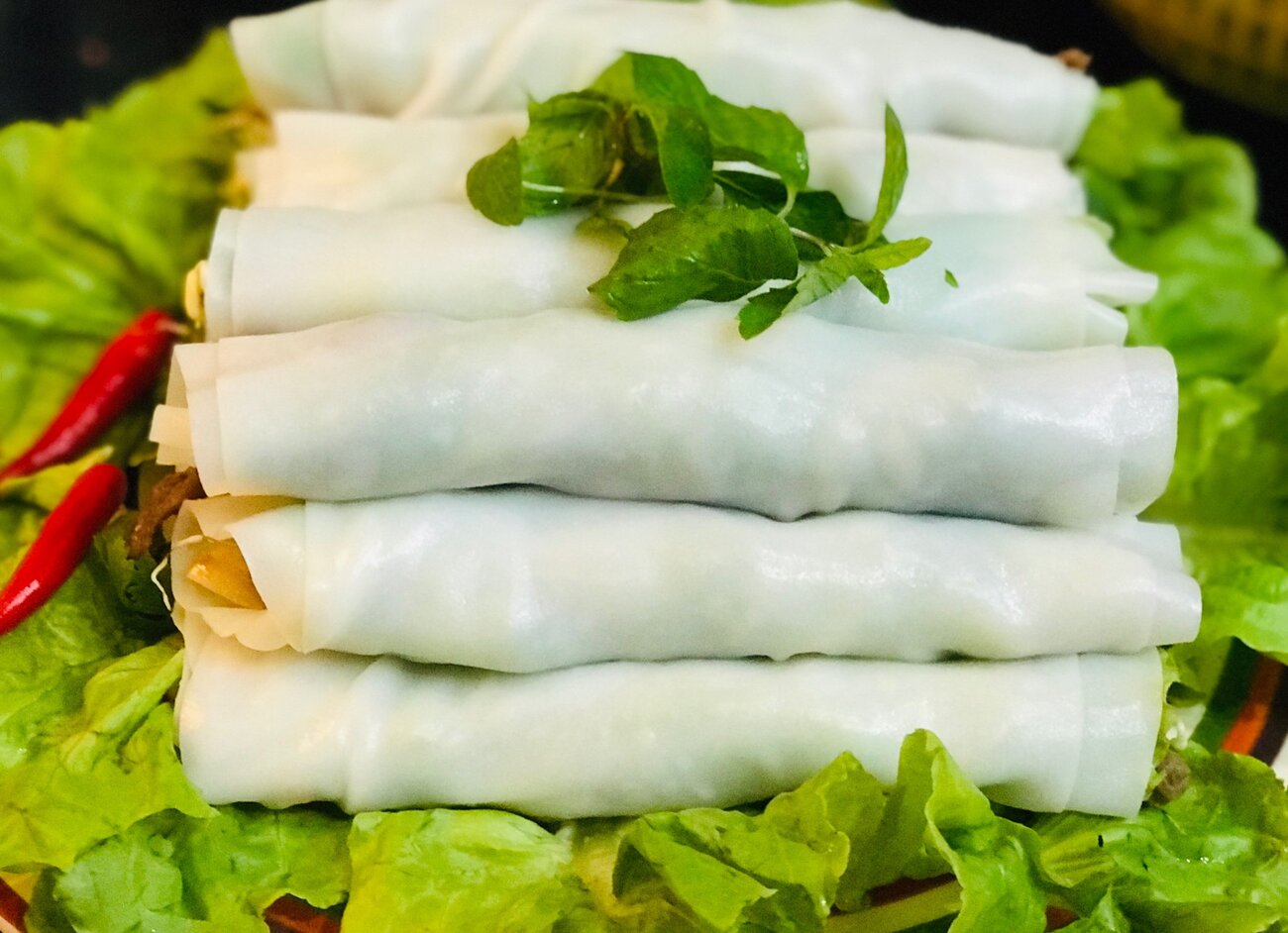 Ngu Xa Pho Roll - A dish that makes diners fascinated every time they have the opportunity to visit Hanoi 7