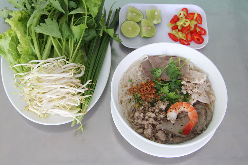 Tell you 12 delicious restaurants in District 7, you'll be addicted no matter what you eat 5