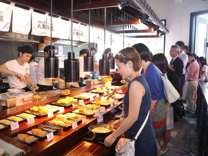 Top 10 famous delicious restaurants in District 1 in Saigon, most worth trying in 2019