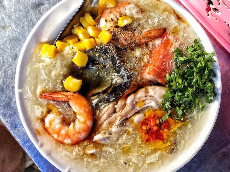 Experience the top 10 most delicious restaurants in District 4 that cannot be missed 2
