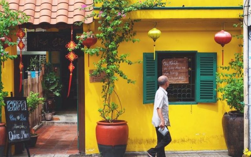 When you go to the coffee shops in District 3, you're sure to have pretty photos to bring home 12