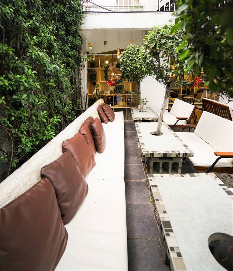 When you go to the coffee shops in District 3, you'll always have pretty photos to take home