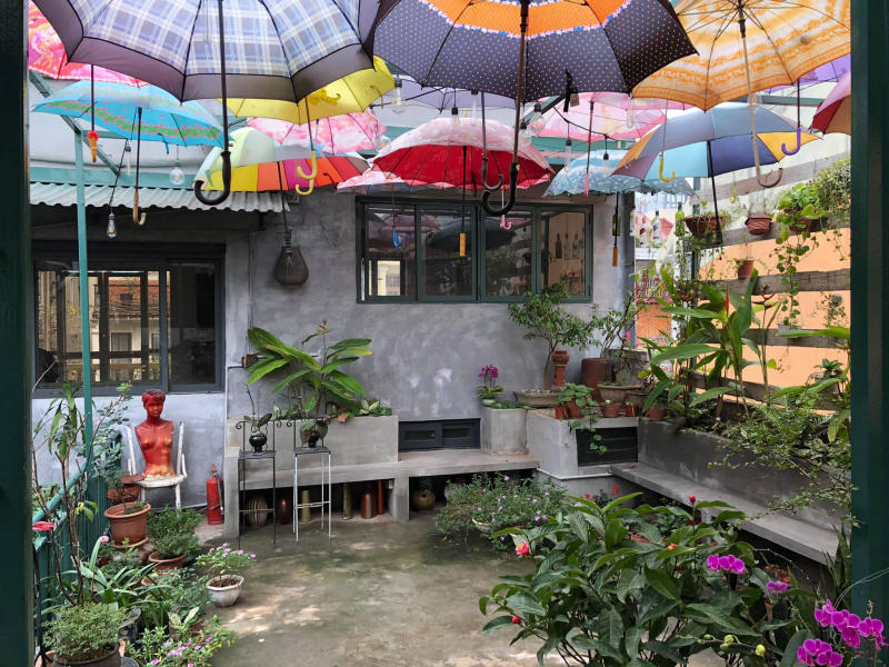 Top 10 beautiful cafes in Hanoi with beautiful space 4
