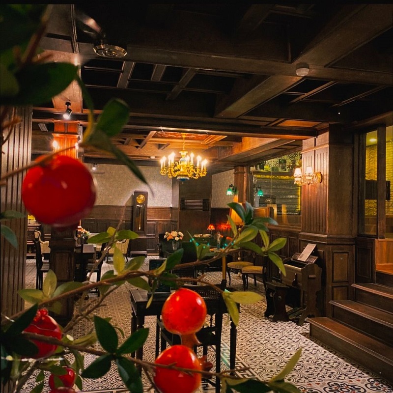 Top 14 beautiful cafes in Saigon that impress with space 12
