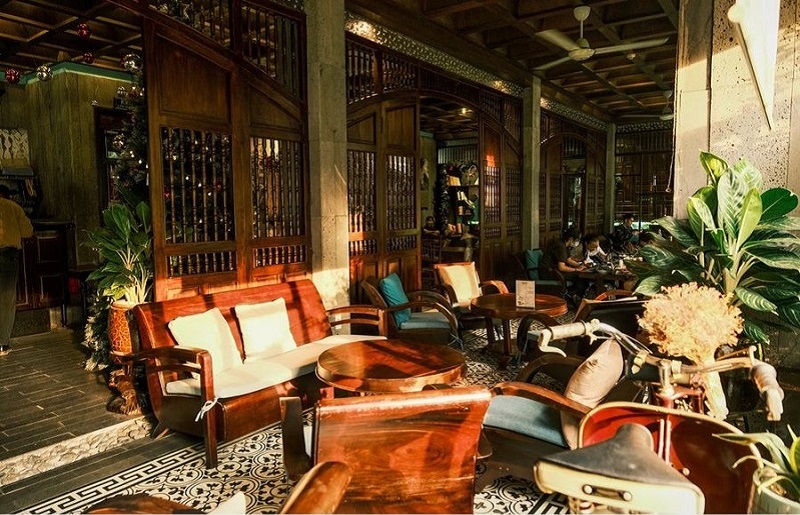 Top 14 beautiful cafes in Saigon that impress with space 9