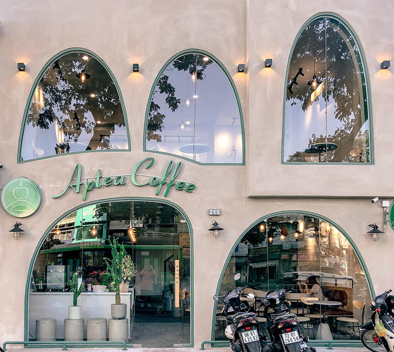 Pocket 9 cafes in District 5 with delicious drinks and quality space 9