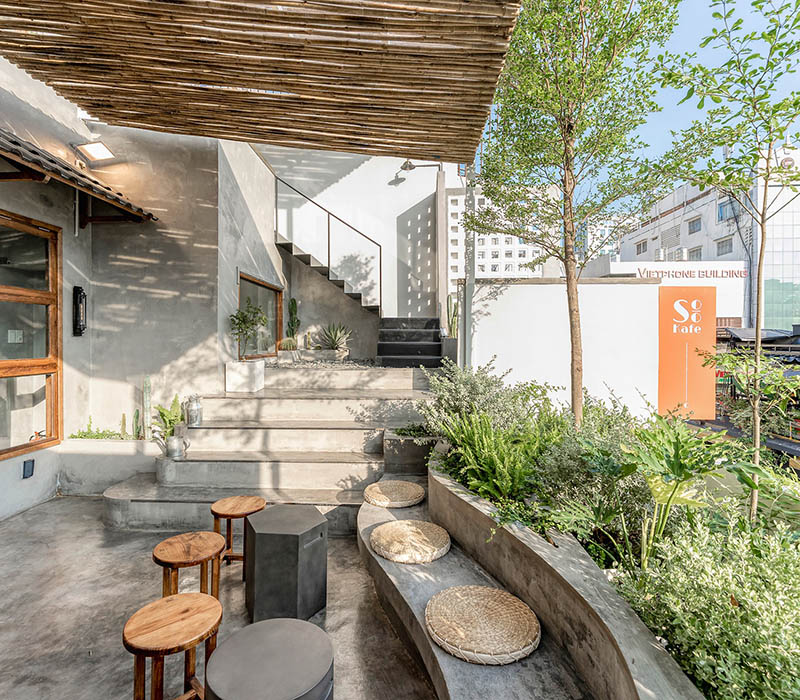 Find peace with 10 garden cafes in District 1 and 9
