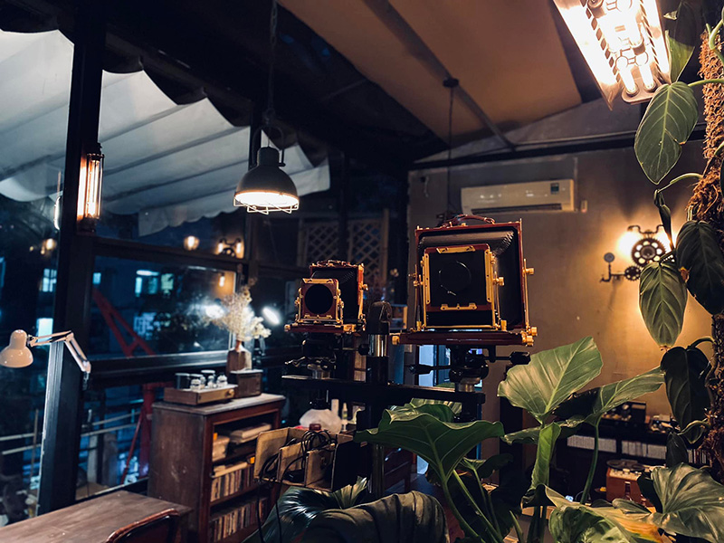 Quiet cafes in District 1 for introverted teams 7