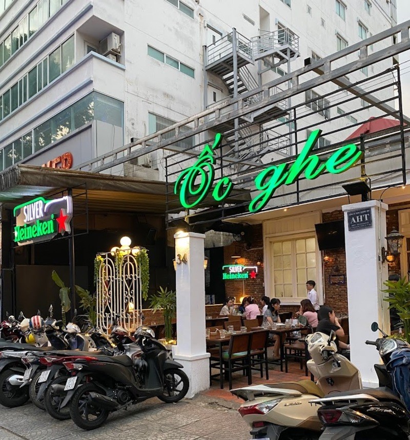 Pocket 10 famous and delicious snail restaurants in District 1, always popular 4