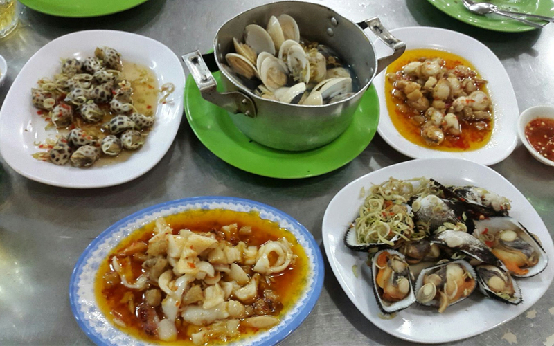 Top 10 snail shops in District 4 with affordable prices but good quality 6