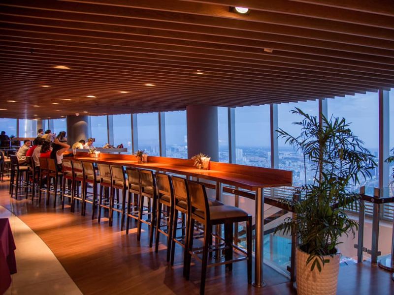 Top 15 extremely chill rooftop bars in District 1 with beautiful views 6
