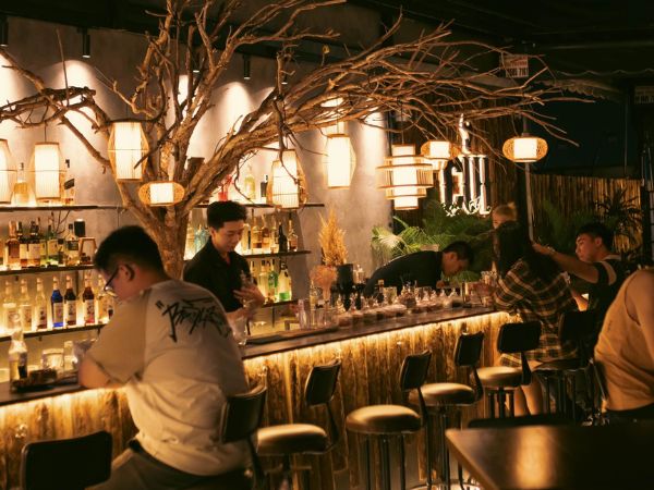 Top 10+ rooftop shops in District 10 with free virtual views 2